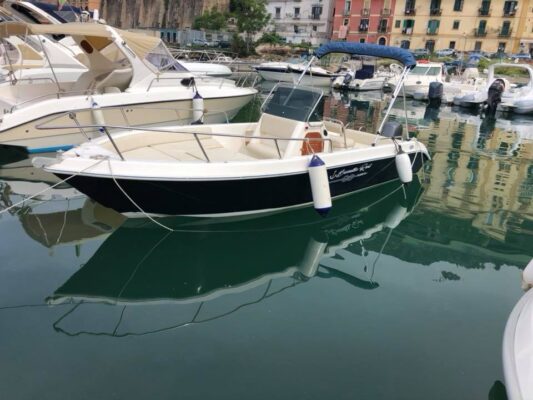 Noleggio Barche senza patente
